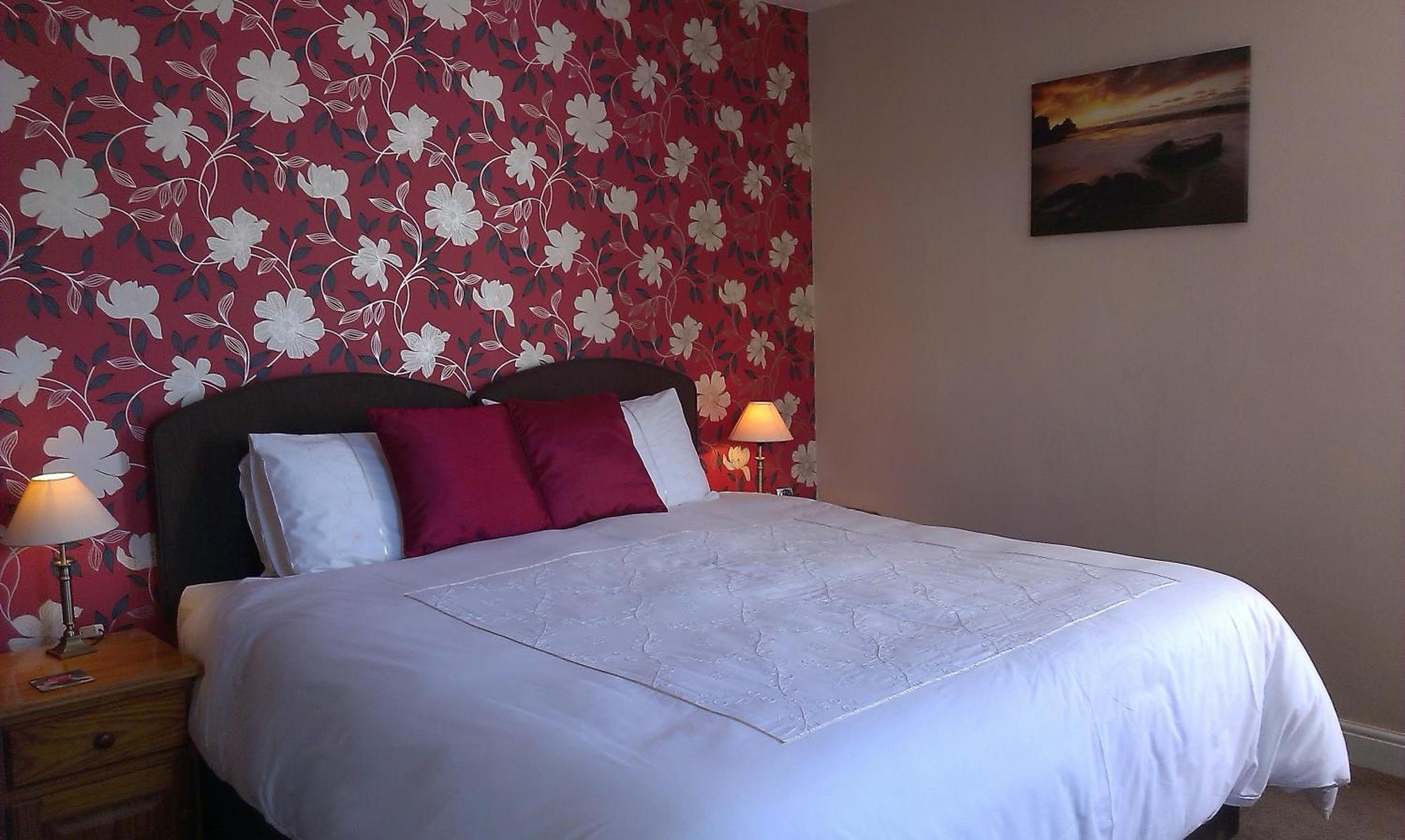 Saffron House Bed & Breakfast Combe Martin Oda fotoğraf